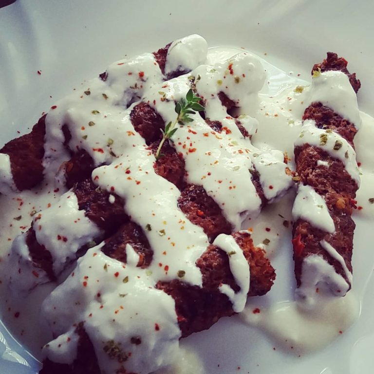 Kapanış
dünden kalan köfteleri yogurtladim?
#safproteingünü…