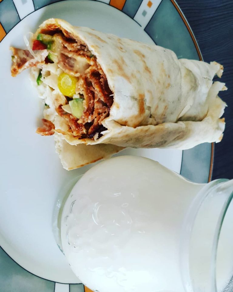 Hayırlı iftarlar… Hayırlı iftarlar…