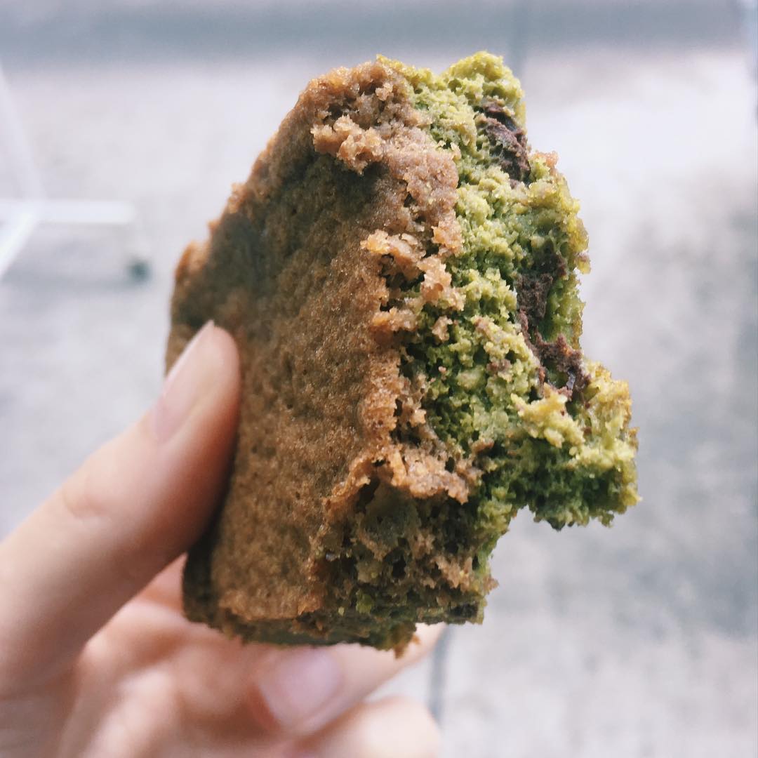 Be Merry
*
*
ขุดรูปเค้กที่อร่อยที่สุด ไม่แน่ใจว่ารสนี้ยังมีขายอยู่มั้ยแต่รักมา…