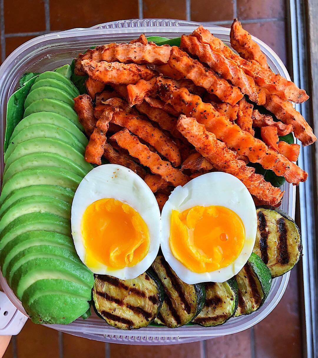 Eggs, avo, and crispy sweet potato crinkles