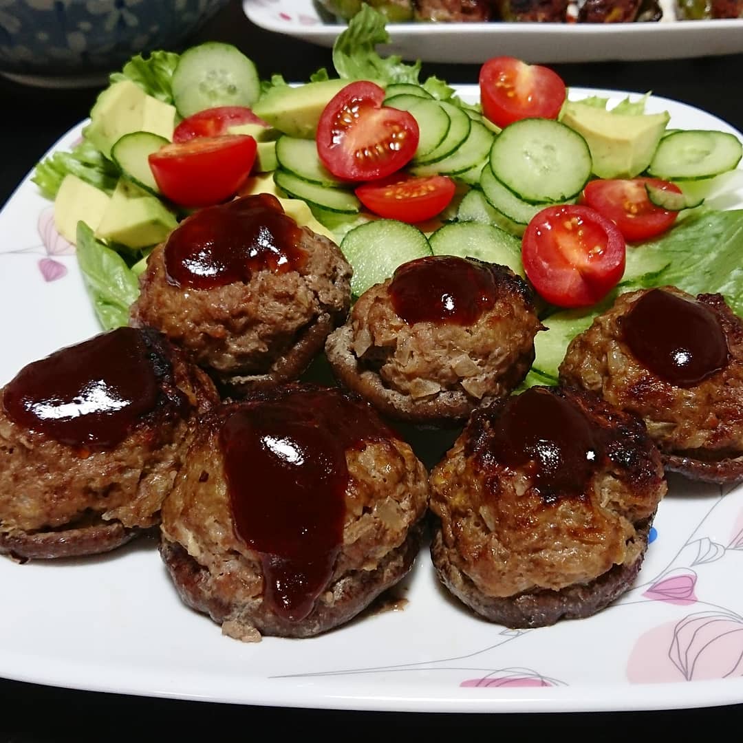 しいたけの肉詰めピーマンの肉詰めもおいしかった！…