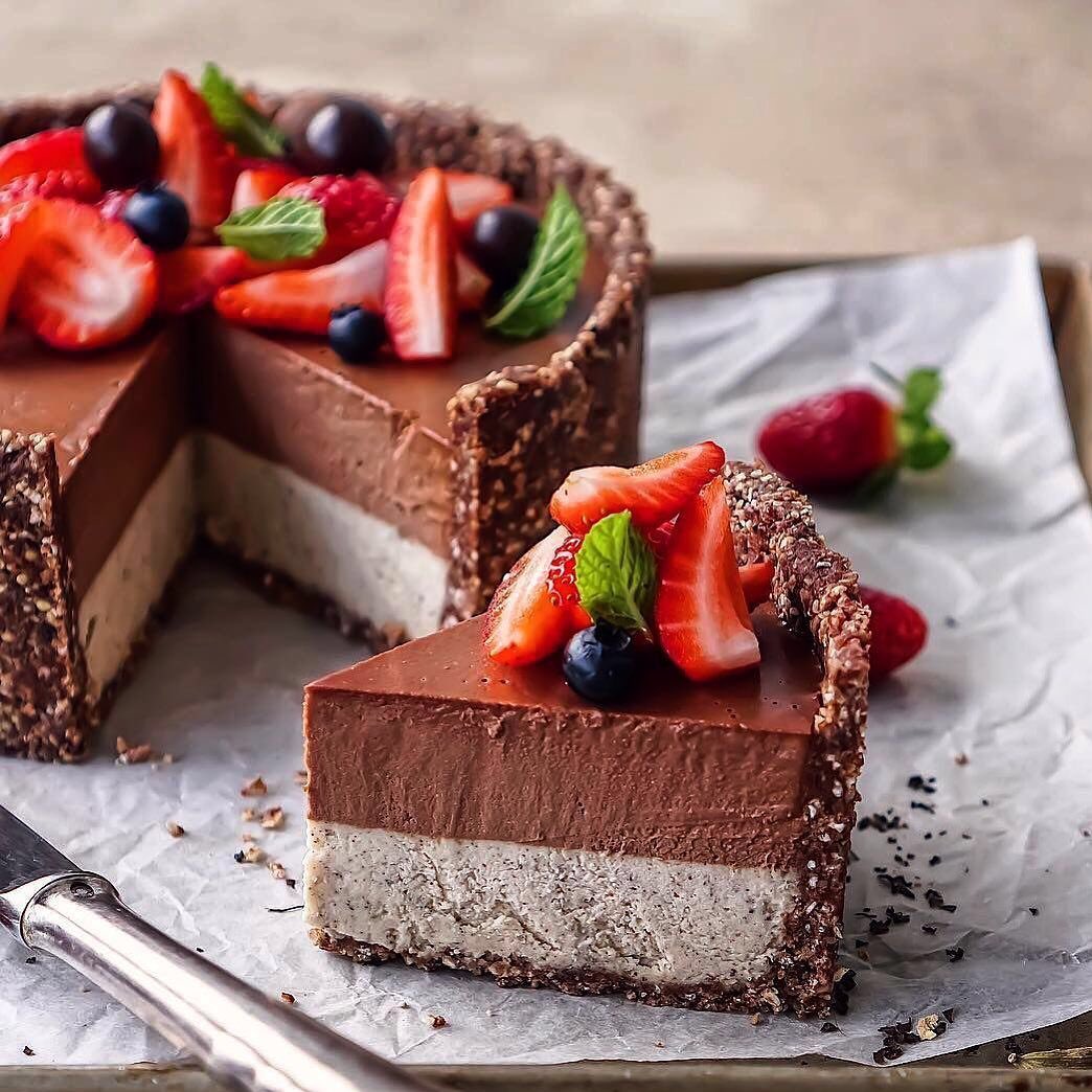 No-Bake Earl gray & chocolate cake with buckwheat crust Recipe