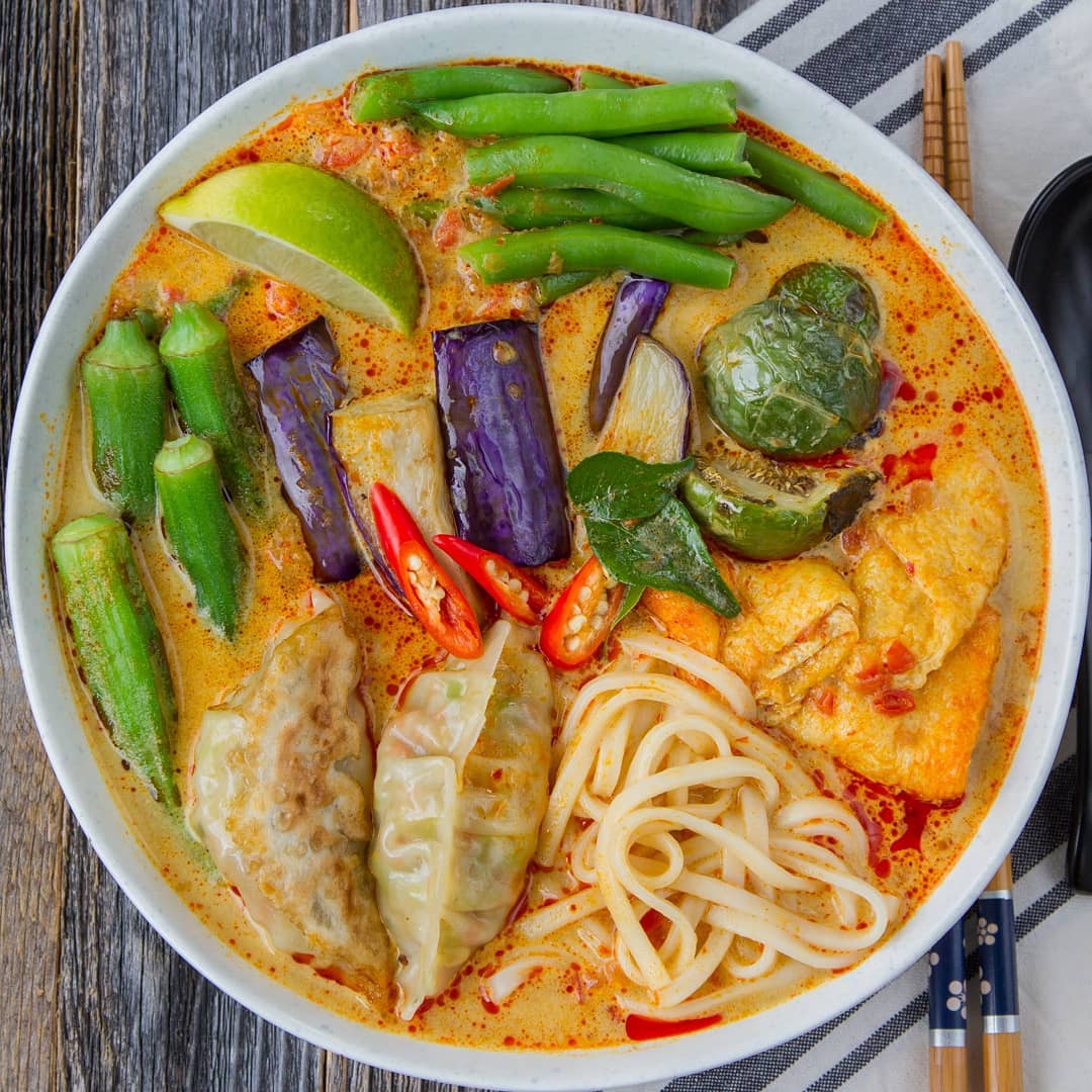 Curry laksa noodles to spice up your weekend. Thank you @bestofveganfor the f… Curry laksa noodles to spice up your weekend. Thank you @bestofveganfor the f…