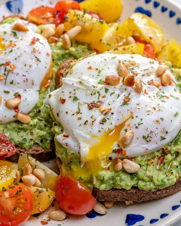Easy Poached Egg Avocado Toast ? .
#HappyWeekend
Have you tried poaching your o… Easy Poached Egg Avocado Toast ? .
#HappyWeekend
Have you tried poaching your o…