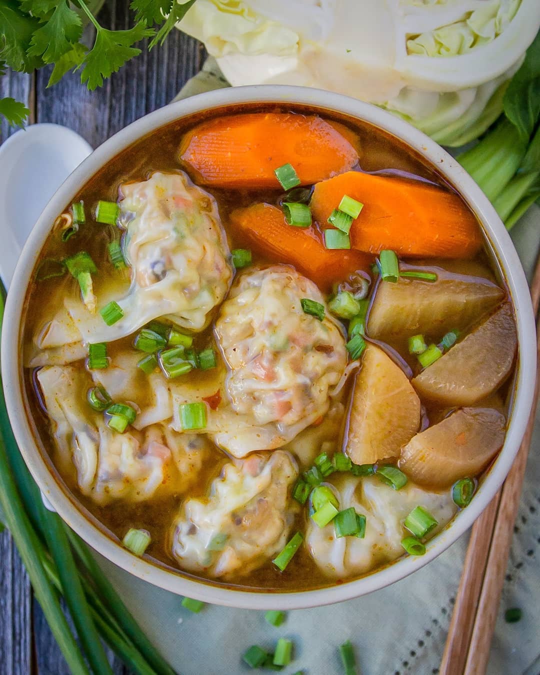 Hearty dumplings soup, anyone? ‘红烧馄饨汤’Happy FriYay, friends. For those w… Hearty dumplings soup, anyone? ‘红烧馄饨汤’Happy FriYay, friends. For those w…