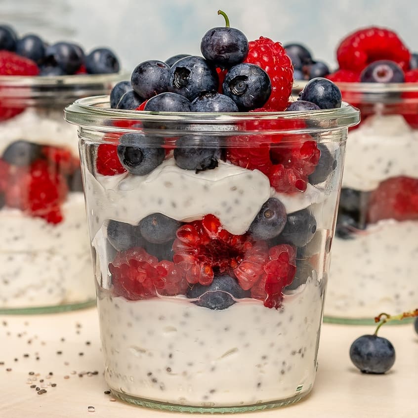 Berry Parfait Chia Jars
Feelin’ the Red, White, & Blue today, what about you!? …