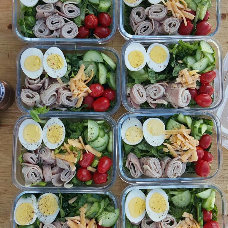 {NEW} Quick Chef Salad Meal Prep
Just threw 8 of these together for our next fe…