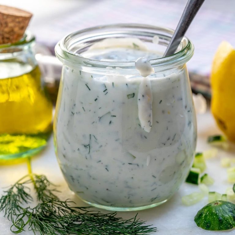 Rachel’s Flavorful Homemade Tzatziki Sauce
{ aka: How-To make Everrrythanggg ta…