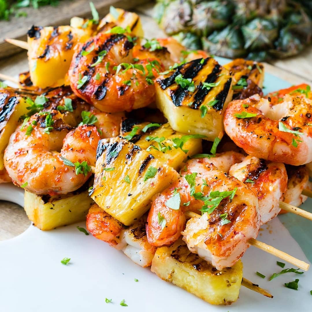 Grilled Shrimp + Pineapple Kabobs
Maybe we should fire up the grill tonight?!!
…