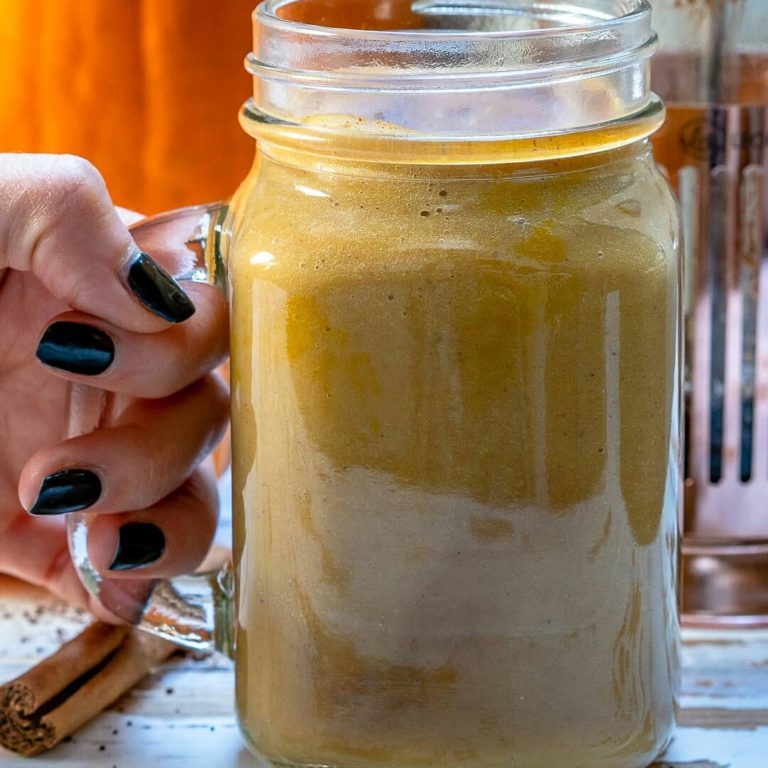 {NEW} Healthy Pumpkin Spice Latte
.
Try this PSL recipe…its Absolutely DIVINE…