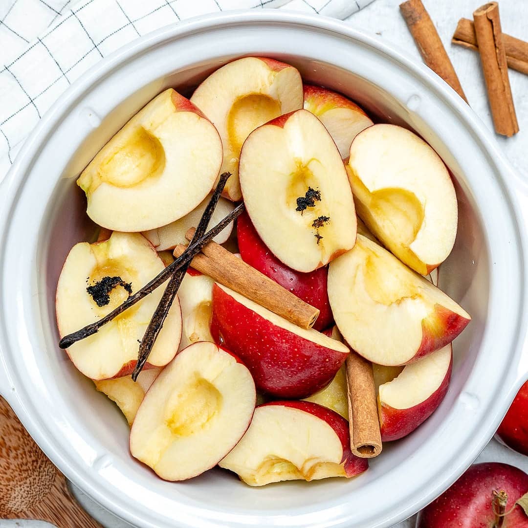 {NEW} Easy Crockpot Applesauce  It’s Fall in Utah Y’all  Rainy and COLD. Sweater…